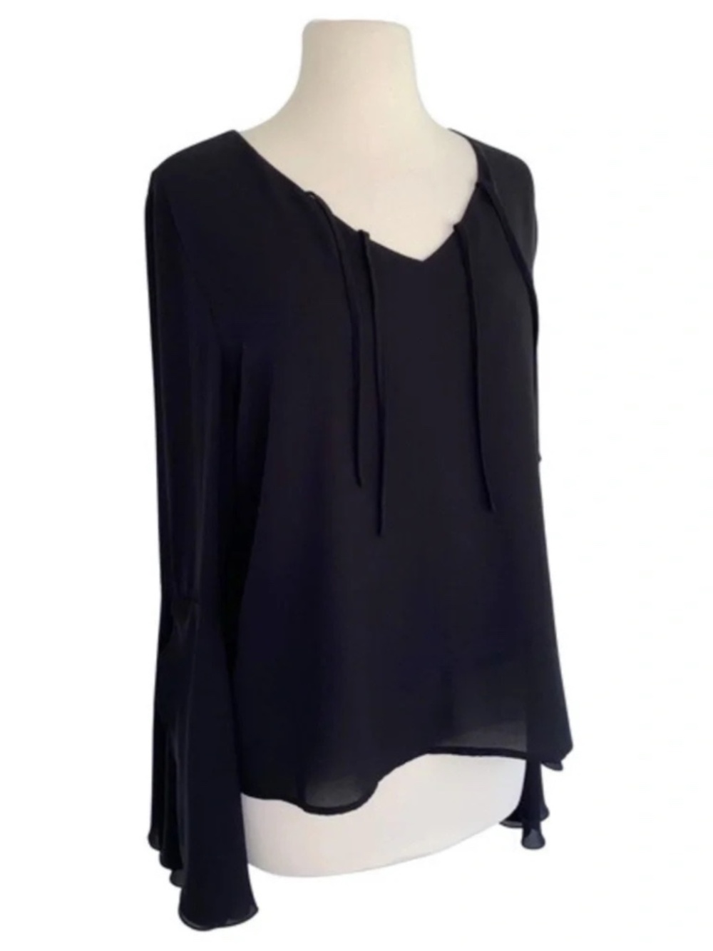(13) Carmen Marc Valvo V Neck Split Bell Sleeve Blouse Black Medium - Picture 9 of 11